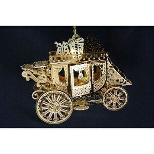 Danbury Mint 2019 Gold Plated Carriage/Stage Coach Ornament 2019 Edition With In